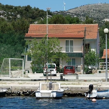 Apartmani Obala Poljica  Bagian luar foto