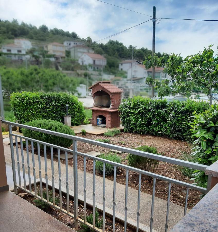 Apartmani Obala Poljica  Bagian luar foto